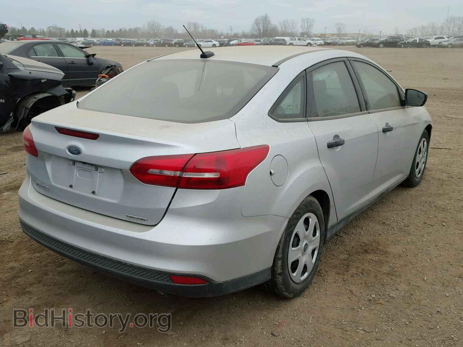 2016 FORD FOCUS - VIN: 1FADP3E24GL390155 - Photo 4