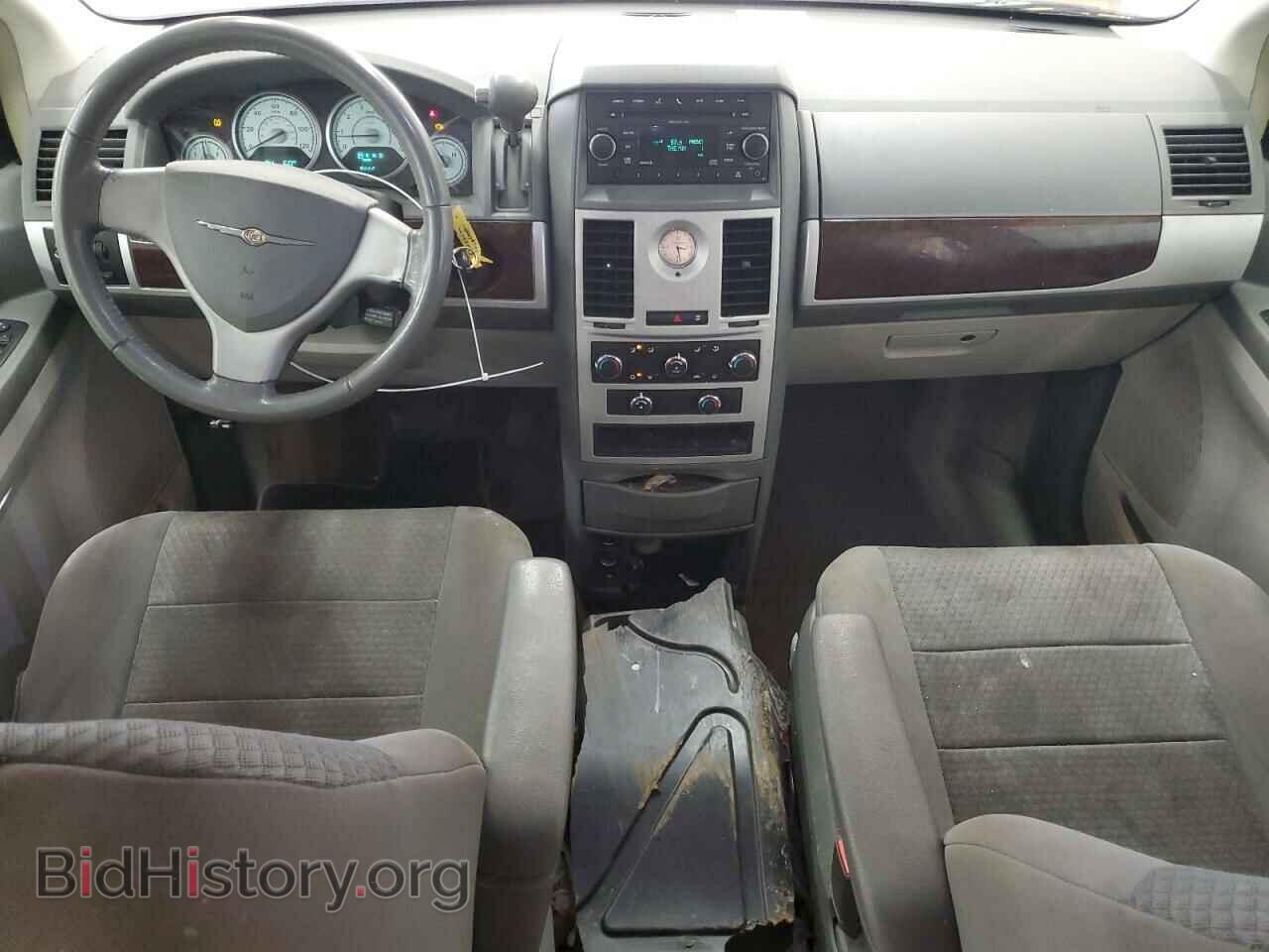 2010 CHRYSLER MINIVAN - VIN: 2A4RR5D18AR348028 - Фото 8