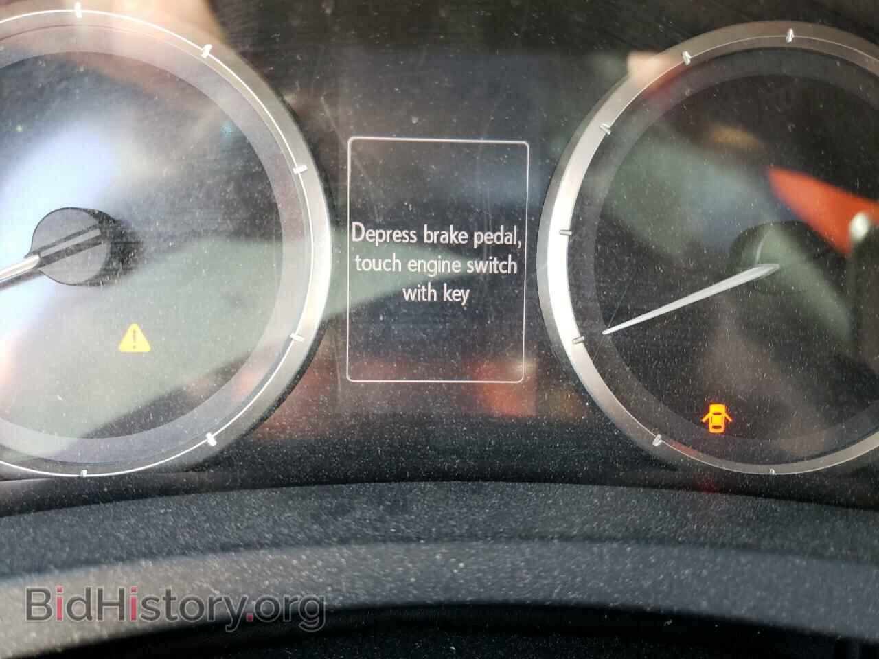 2016 LEXUS RC - VIN: JTHHA5BC6G5003520 - Фото 8