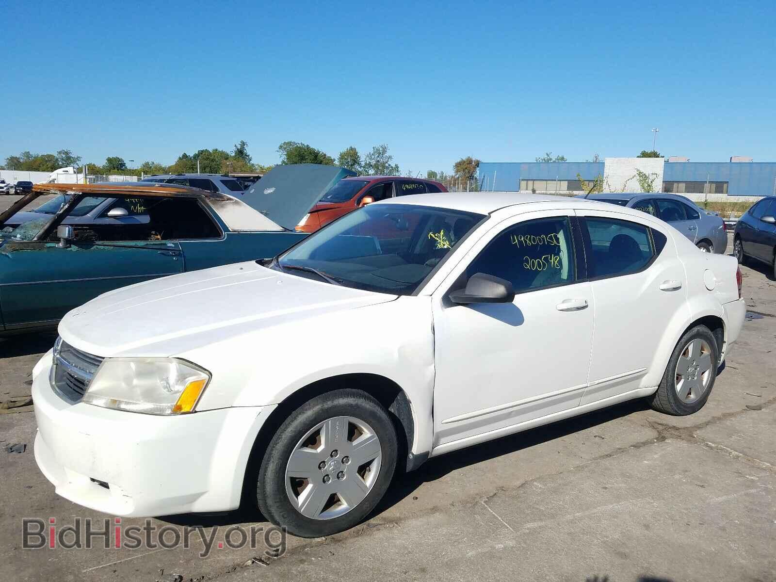 2010 DODGE AVENGER - VIN: 1B3CC4FB7AN155557 - Фото 2