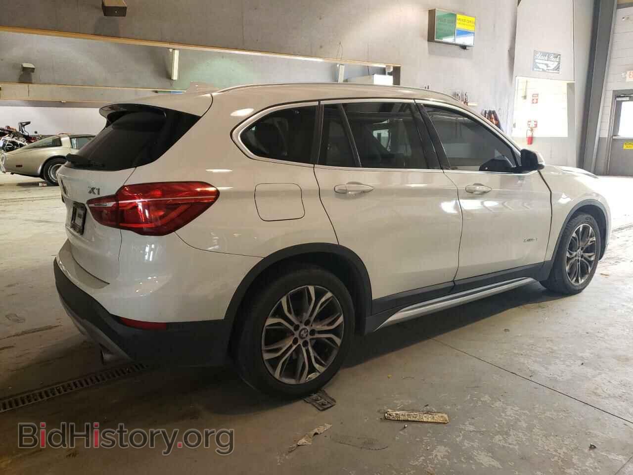 2016 BMW X1 - VIN: WBXHT3C31G5E54066 - Фото 3