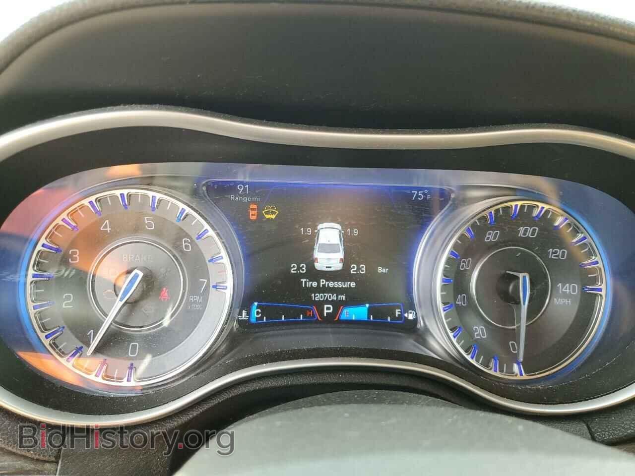 2016 CHRYSLER 300 - VIN: 2C3CCARG8GH270050 - Фото 9