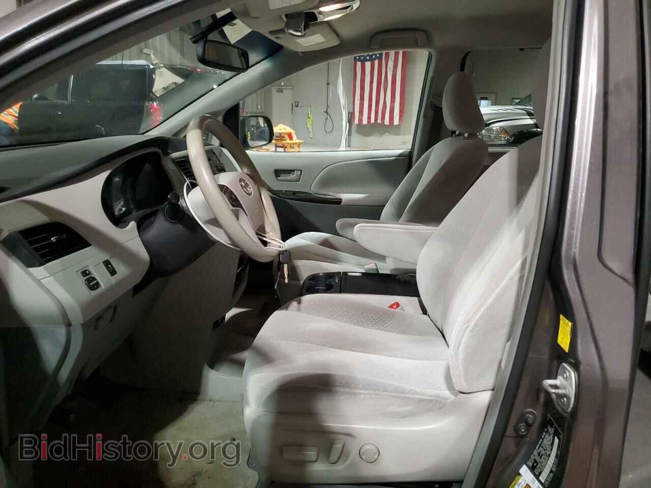 2011 TOYOTA All Models - VIN: 5TDKK3DC0BS007748 - Фото 7