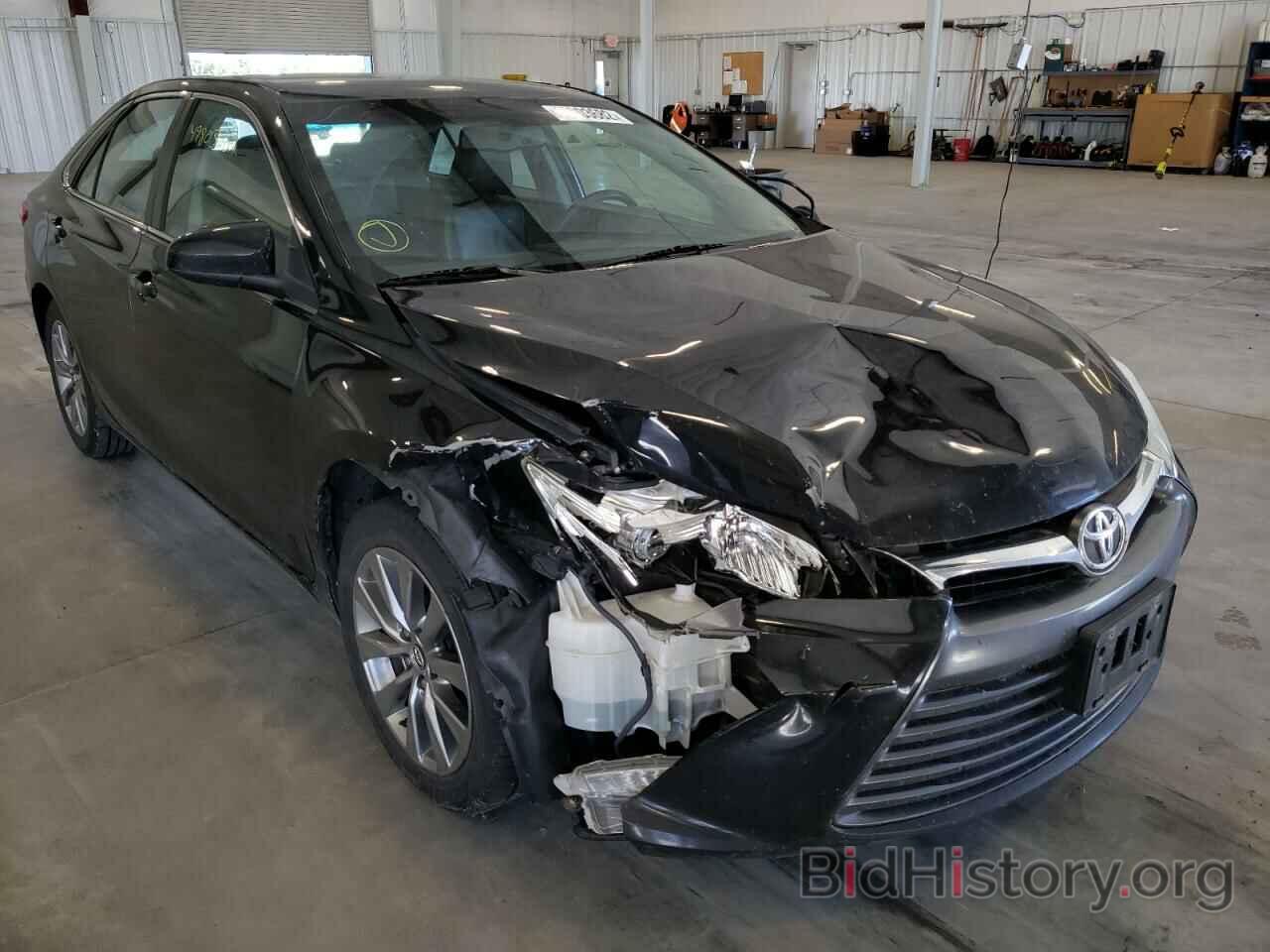 Photo 4T4BF1FK2FR463864 - TOYOTA CAMRY 2015