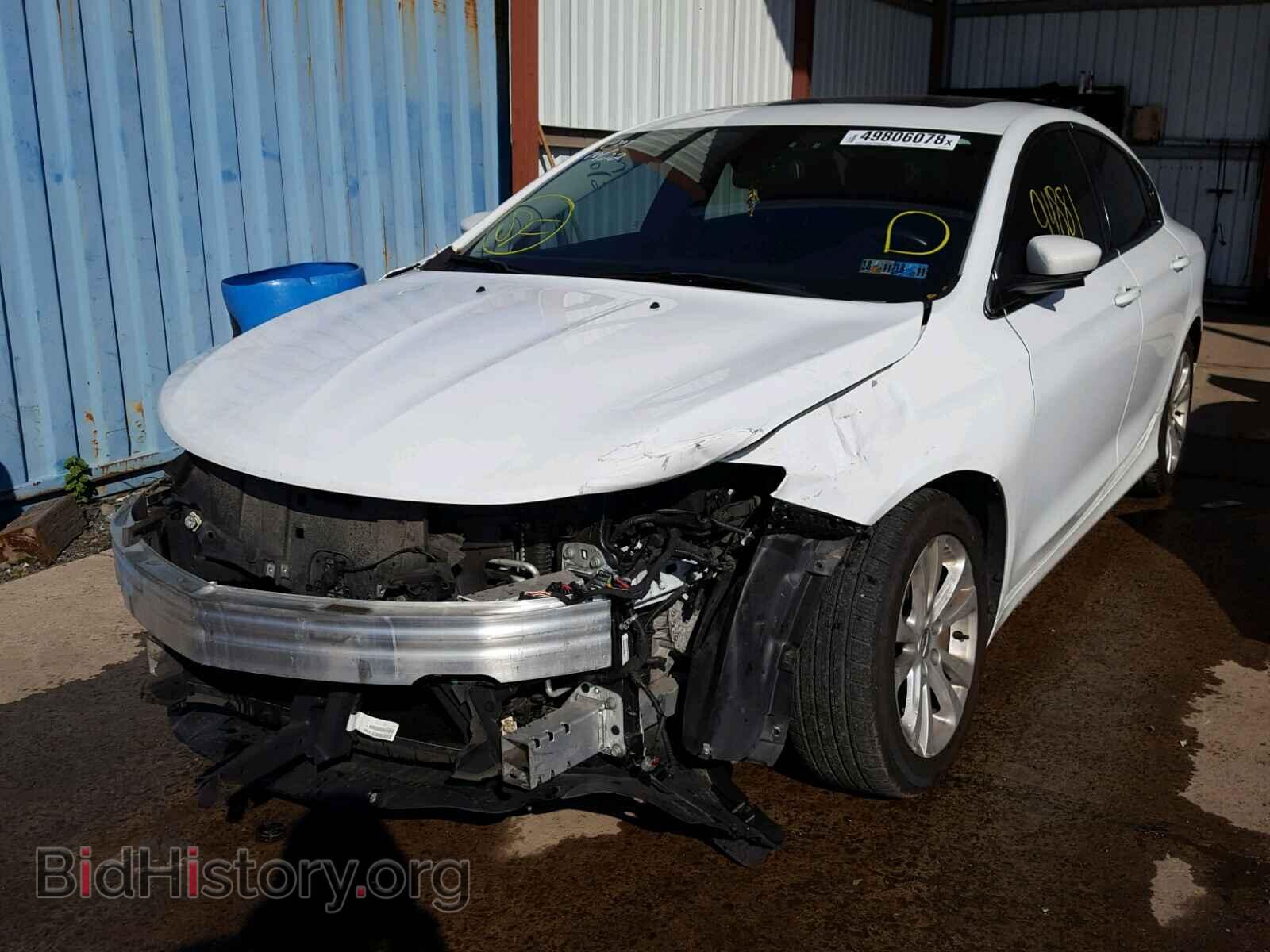 2015 CHRYSLER 200 - VIN: 1C3CCCAB3FN679185 - Фото 2