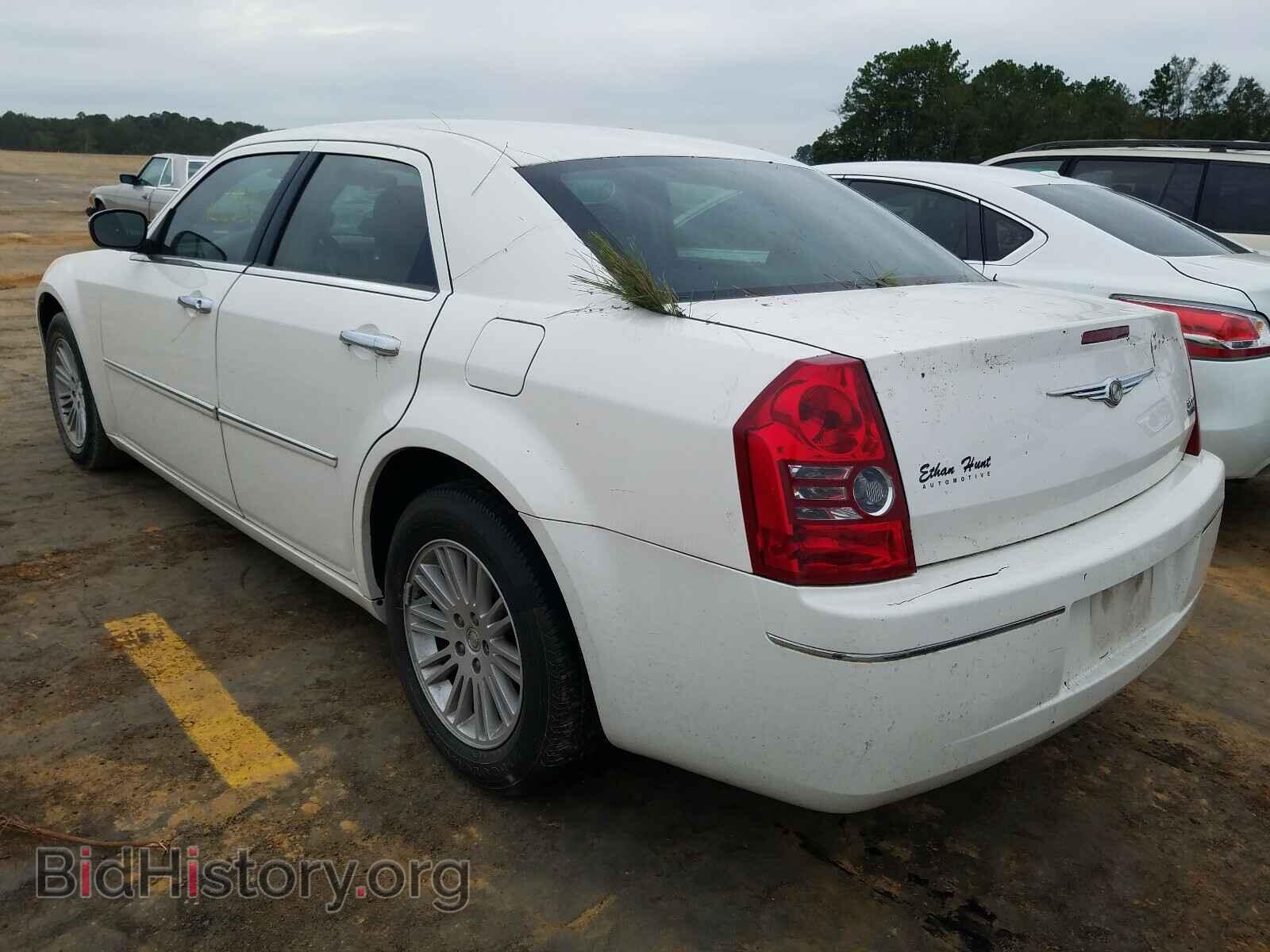 2010 CHRYSLER 300 - VIN: 2C3CA4CD4AH249838 - Фото 3