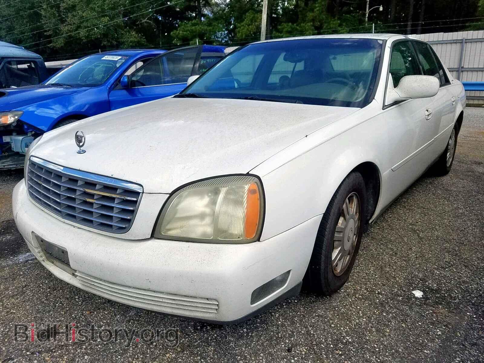 2004 CADILLAC DEVILLE - VIN: 1G6KD54Y84U193610 - Photo 2