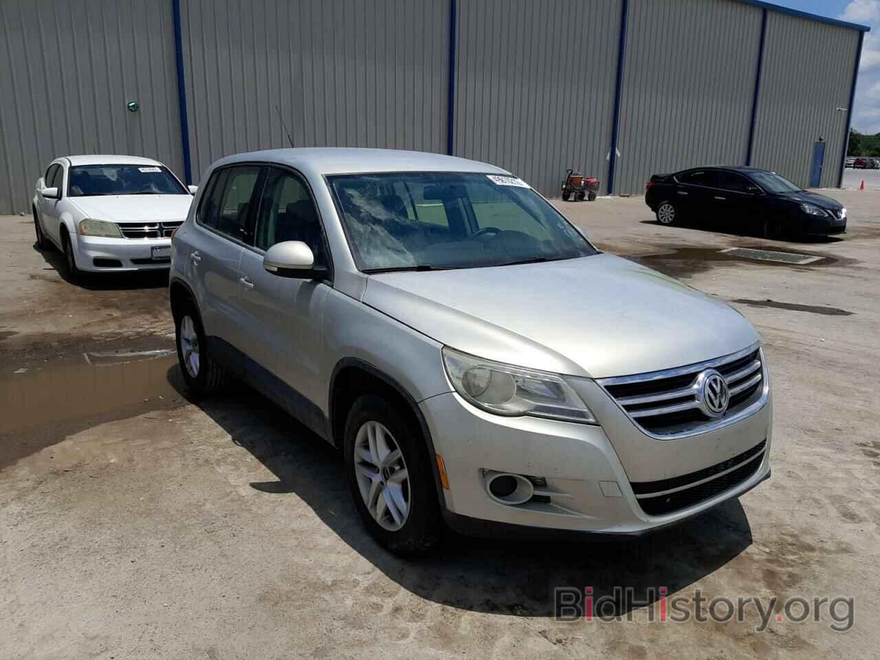 Photo WVGAV7AX8BW534403 - VOLKSWAGEN TIGUAN 2011