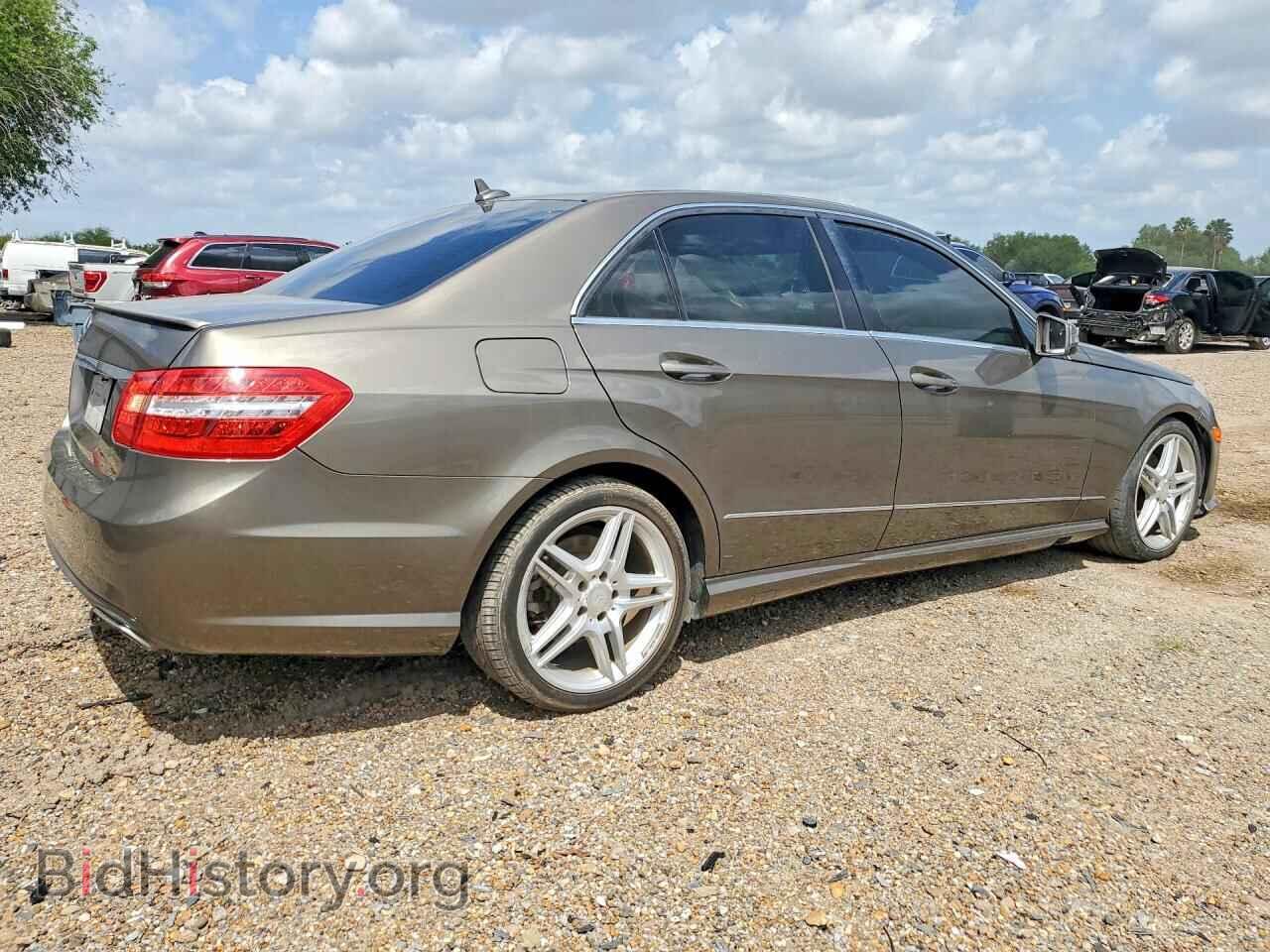 2011 MERCEDES-BENZ E-CLASS - VIN: WDDHF5GB5BA454849 - Фото 3