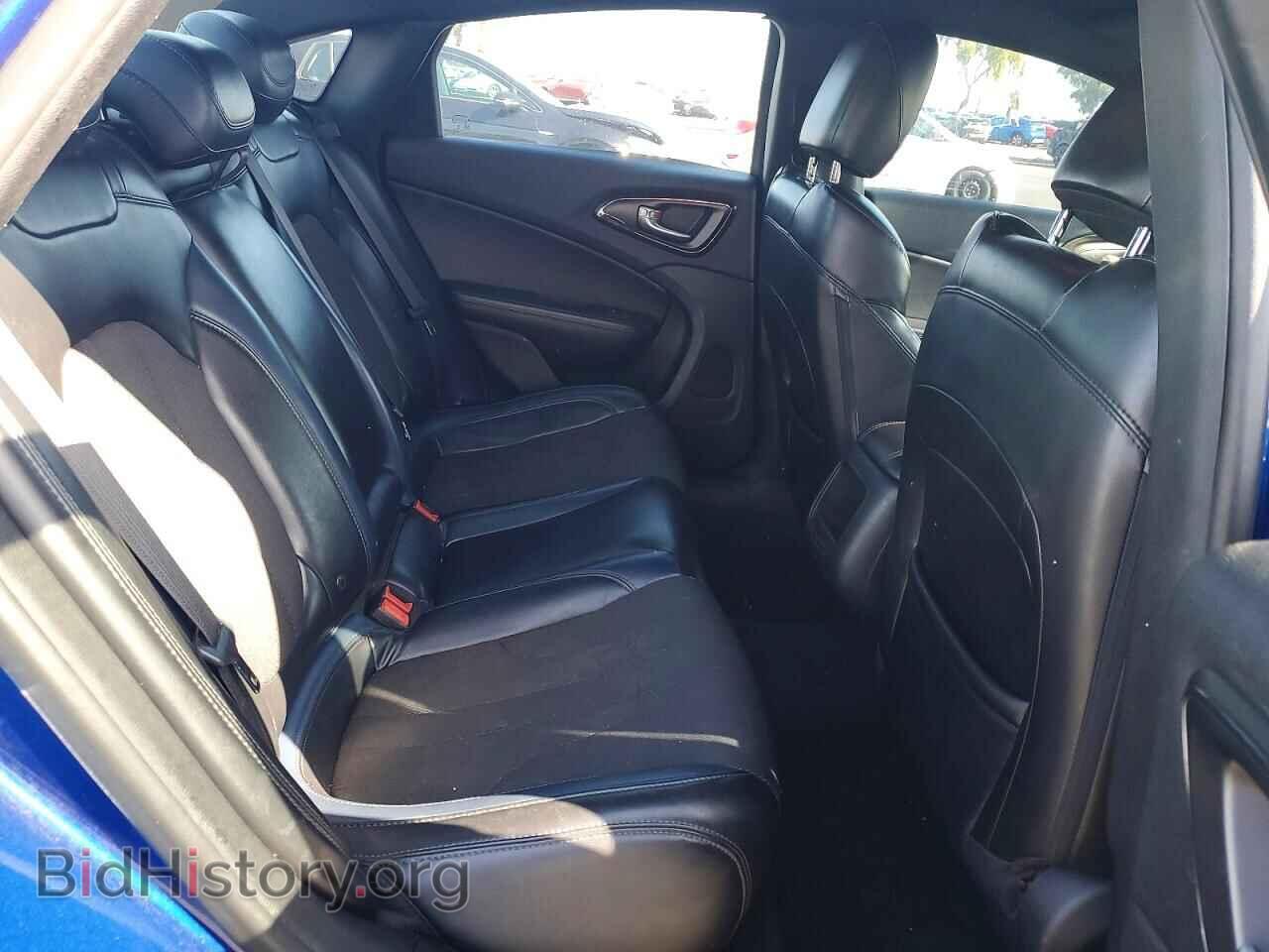 2016 CHRYSLER 200 - VIN: 1C3CCCBB8GN129237 - Фото 10