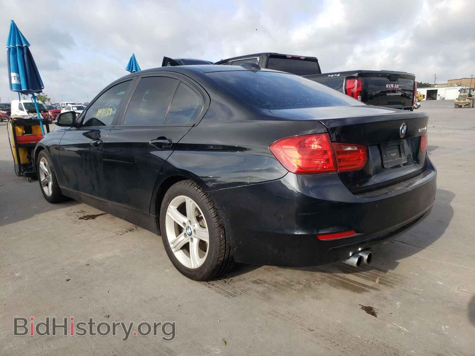 2013 BMW 3 SERIES - VIN: WBA3A5C55DF359830 - Фото 3