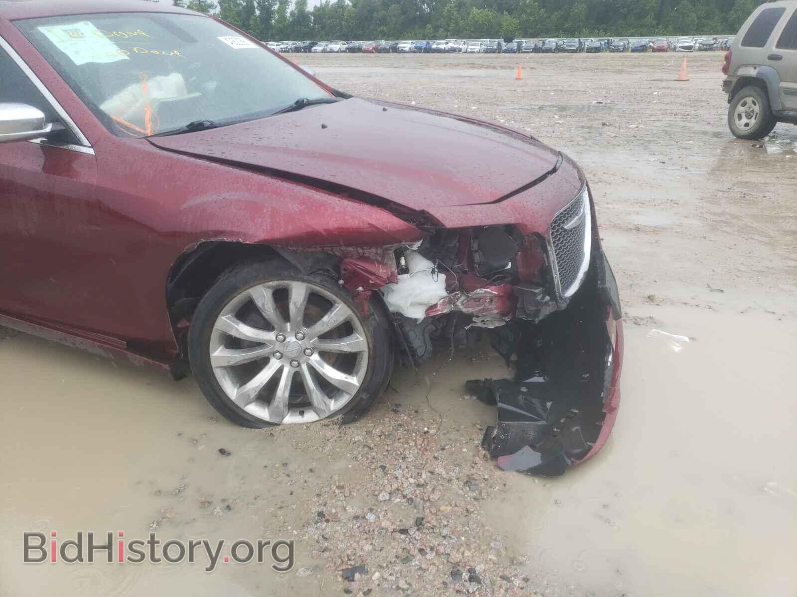 2019 CHRYSLER 300 - VIN: 2C3CCAEG4KH577634 - Фото 9