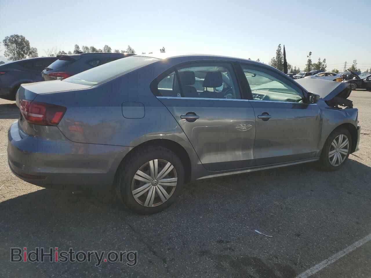 2017 VOLKSWAGEN JETTA - VIN: 3VW2B7AJ2HM366356 - Фото 3