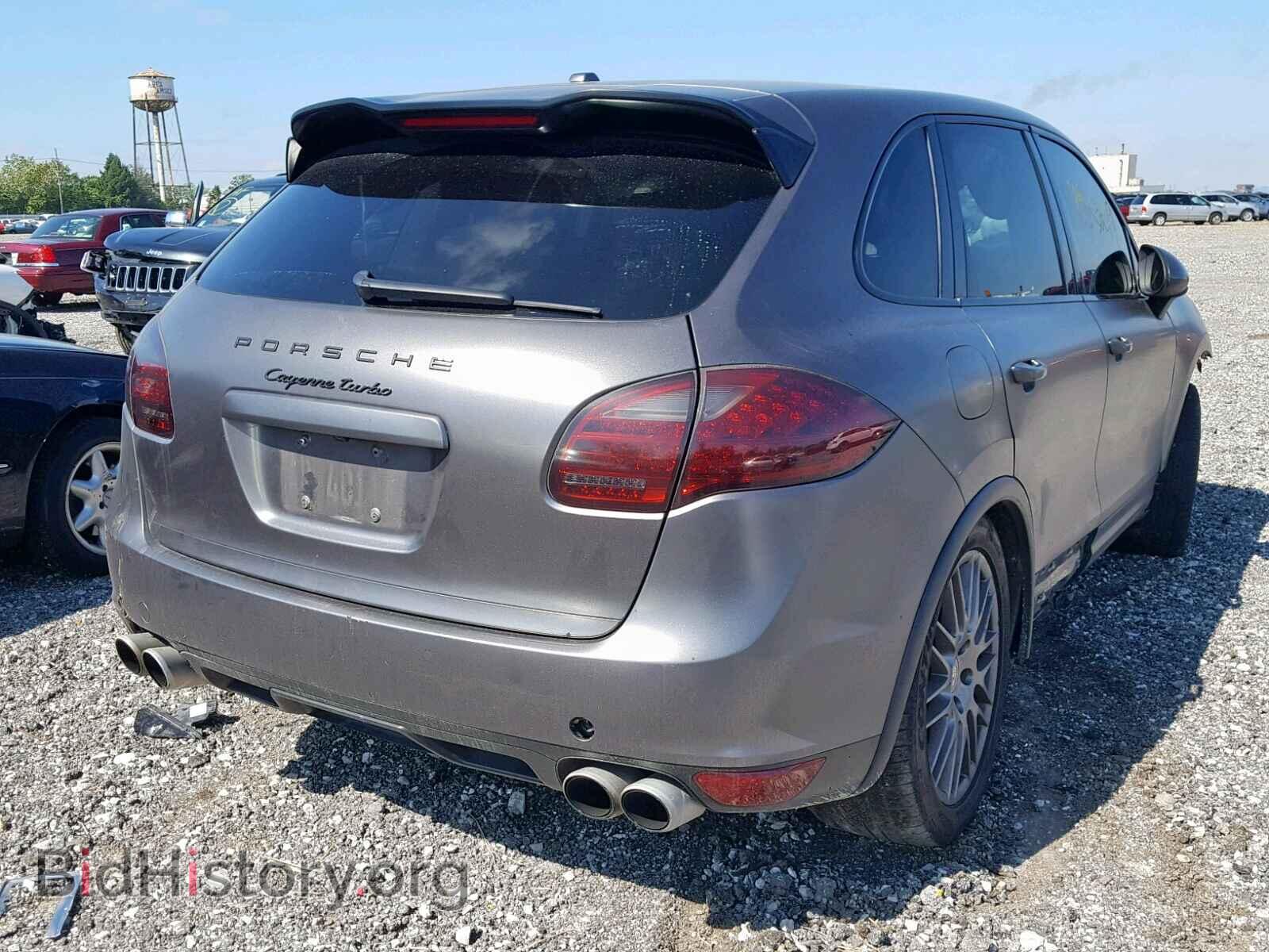 2011 PORSCHE CAYENNE TU - VIN: WP1AC2A26BLA82257 - Фото 4