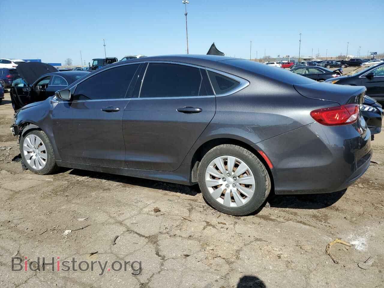 2016 CHRYSLER 200 - VIN: 1C3CCCFB1GN172599 - Фото 2