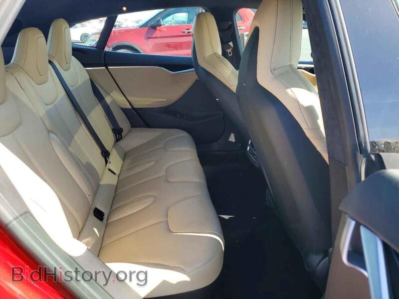 2016 Tesla MODEL S (VIN 5YJSA1E22GF124997) — фото 10 из 14