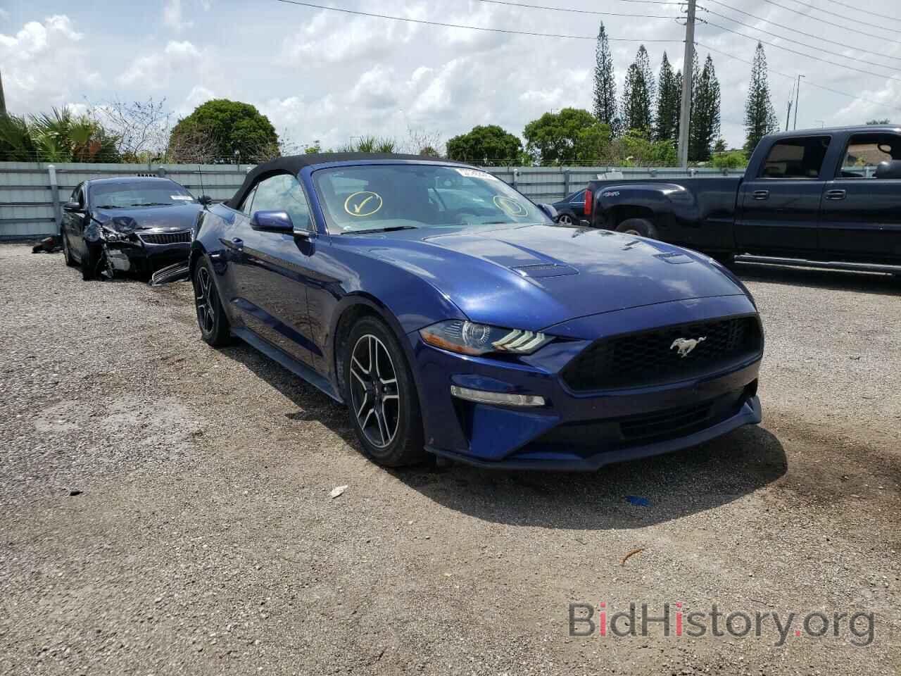 Photo 1FATP8UH4L5118735 - FORD MUSTANG 2020