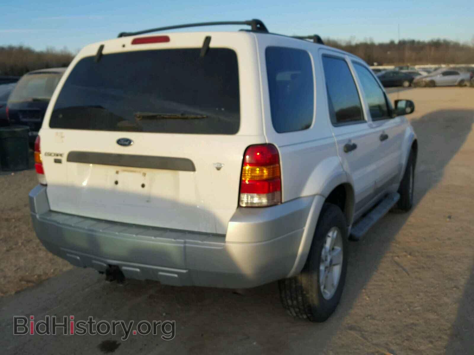 2007 FORD ESCAPE - VIN: 1FMCU93197KA91306 - Фото 4