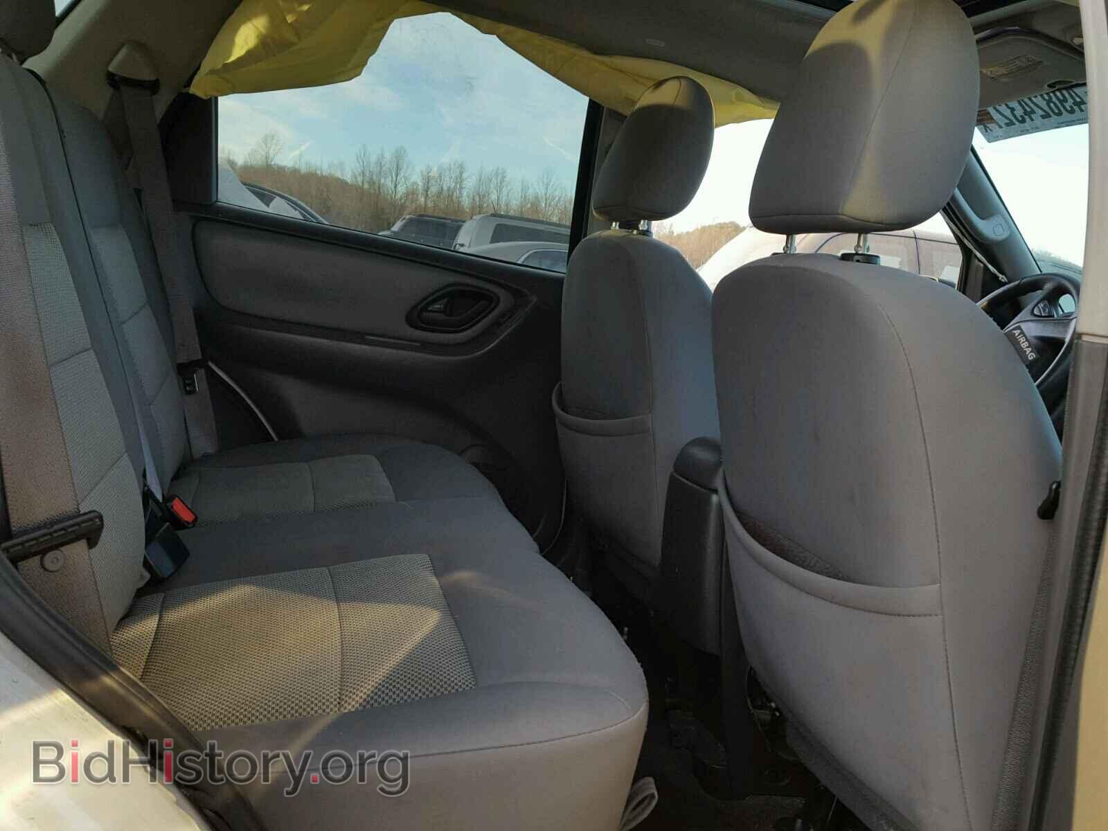 2007 FORD ESCAPE - VIN: 1FMCU93197KA91306 - Фото 6