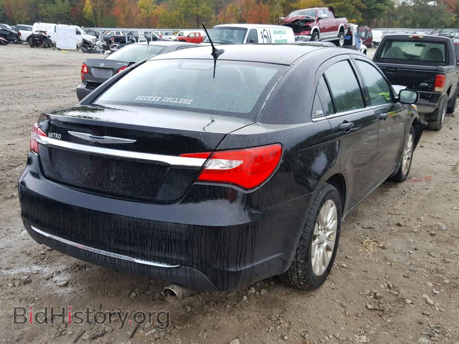 2011 CHRYSLER 200 - VIN: 1C3BC4FB0BN590002 - Фото 4