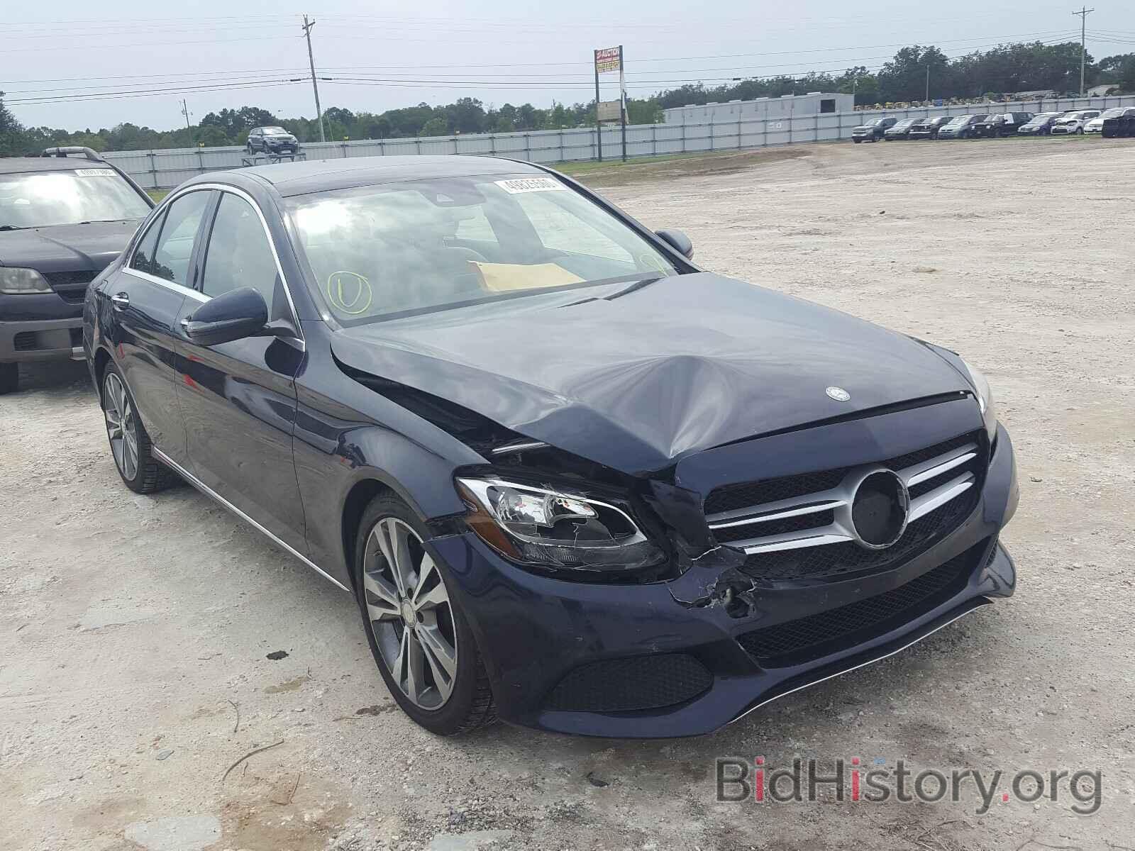 Photo WDDWF4JB1GR144555 - MERCEDES-BENZ C CLASS 2016