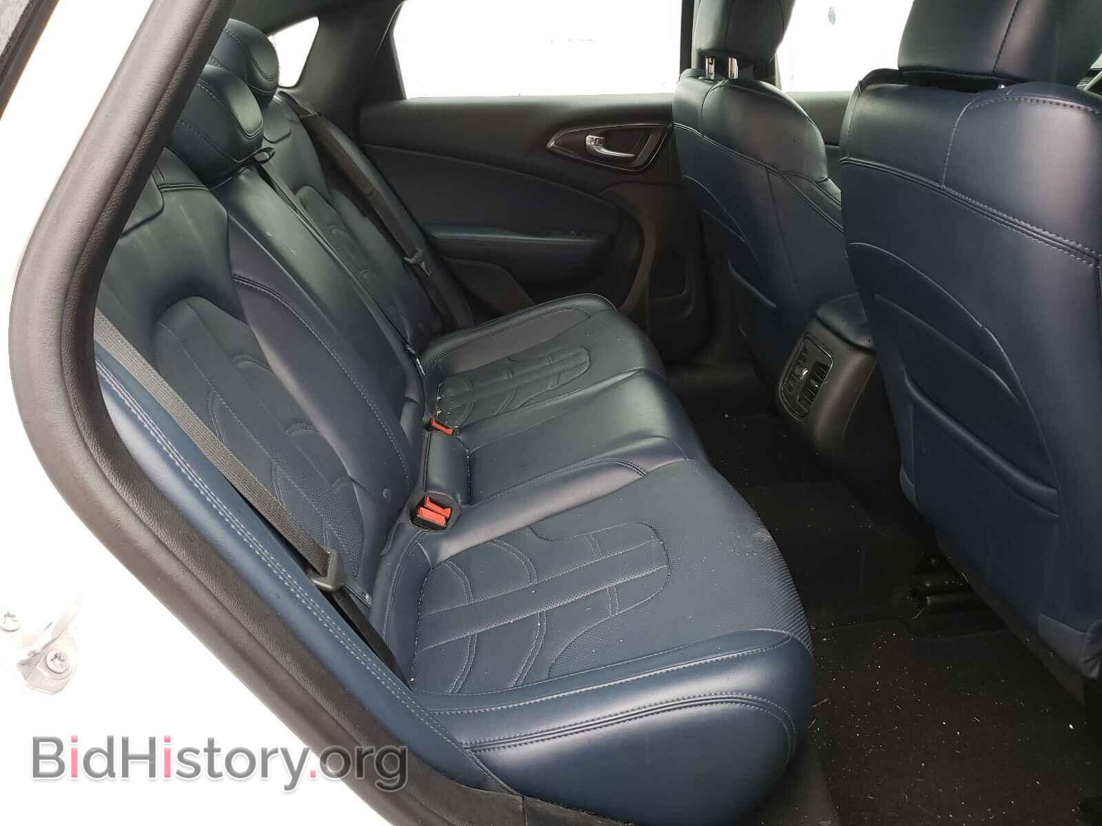 2016 CHRYSLER 200 - VIN: 1C3CCCBB8GN162447 - Фото 6