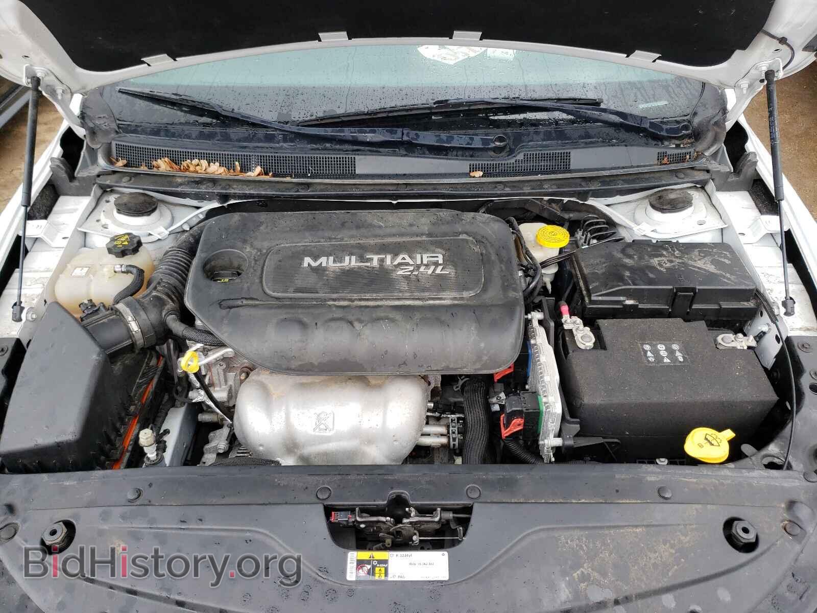 2016 CHRYSLER 200 - VIN: 1C3CCCBB8GN162447 - Фото 7