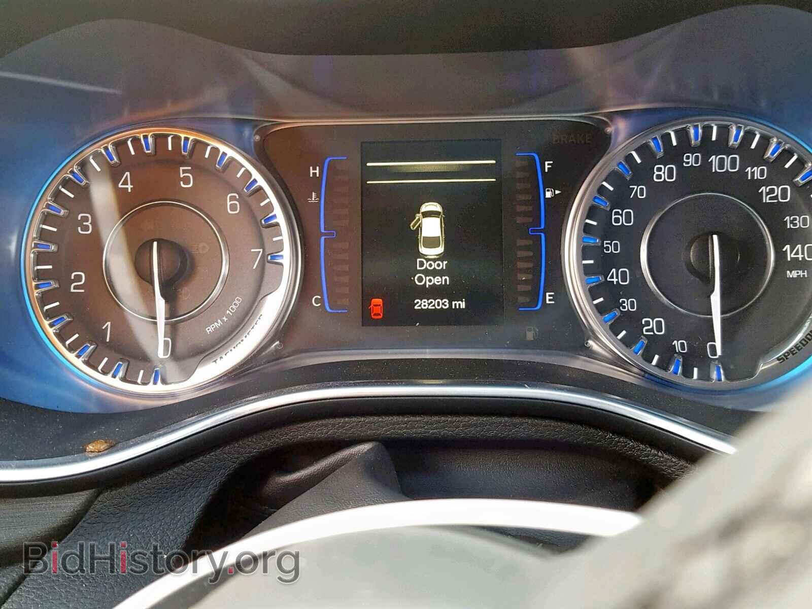 2016 CHRYSLER 200 - VIN: 1C3CCCAB6GN113118 - Фото 8