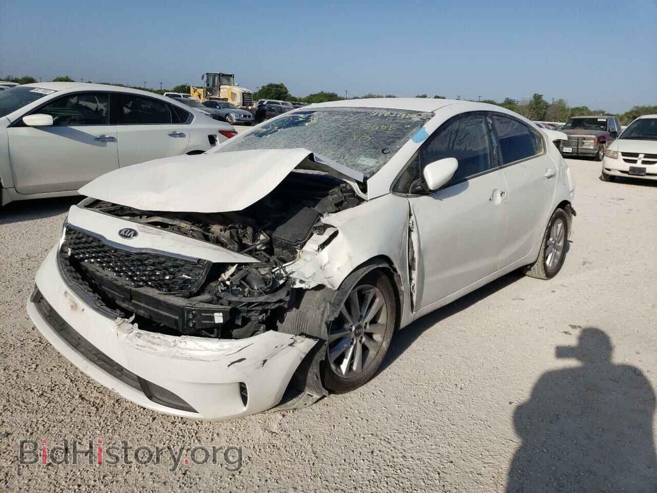 2017 KIA FORTE - VIN: 3KPFL4A77HE123530 - Фото 2