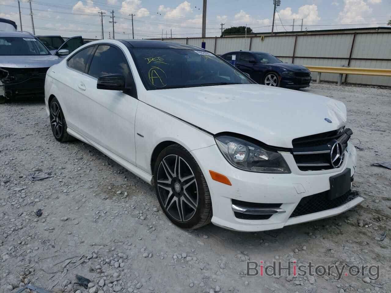 Photo WDDGJ4HB8EG269652 - MERCEDES-BENZ C-CLASS 2014