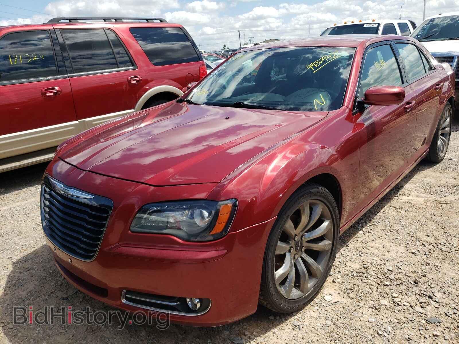 2014 CHRYSLER 300 - VIN: 2C3CCABG3EH352436 - Фото 2