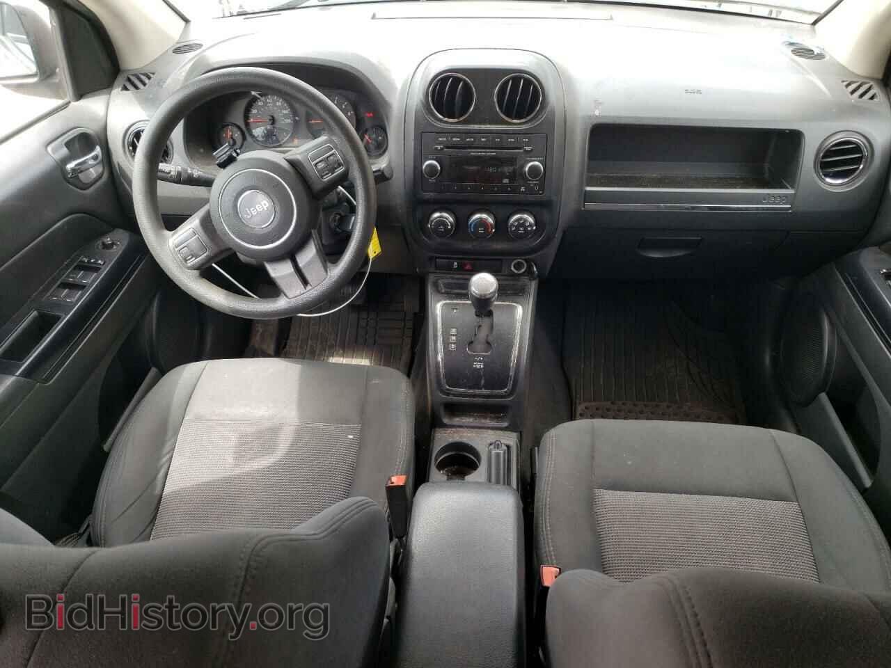 2012 JEEP COMPASS - VIN: 1C4NJDBB4CD685092 - Photo 8