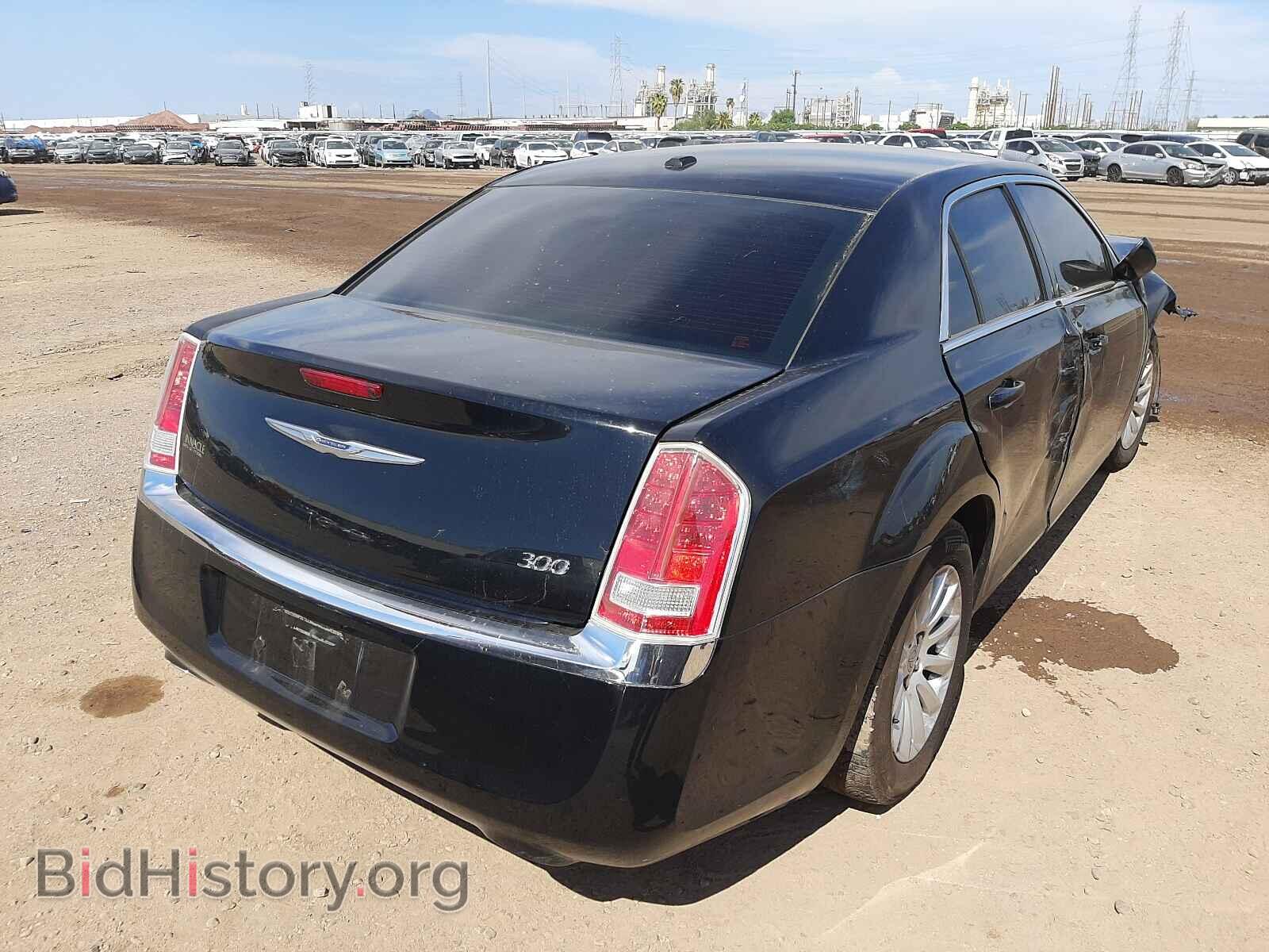 2014 CHRYSLER 300 - VIN: 2C3CCAAG6EH105915 - Фото 4
