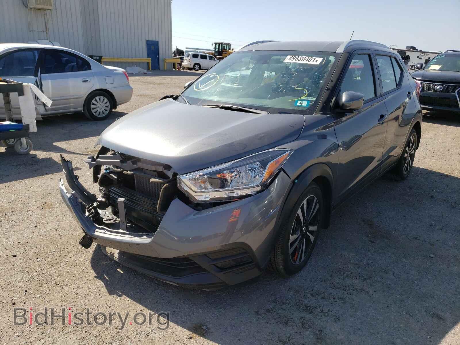 2019 NISSAN KICKS - VIN: 3N1CP5CU3KL566196 - Photo 2