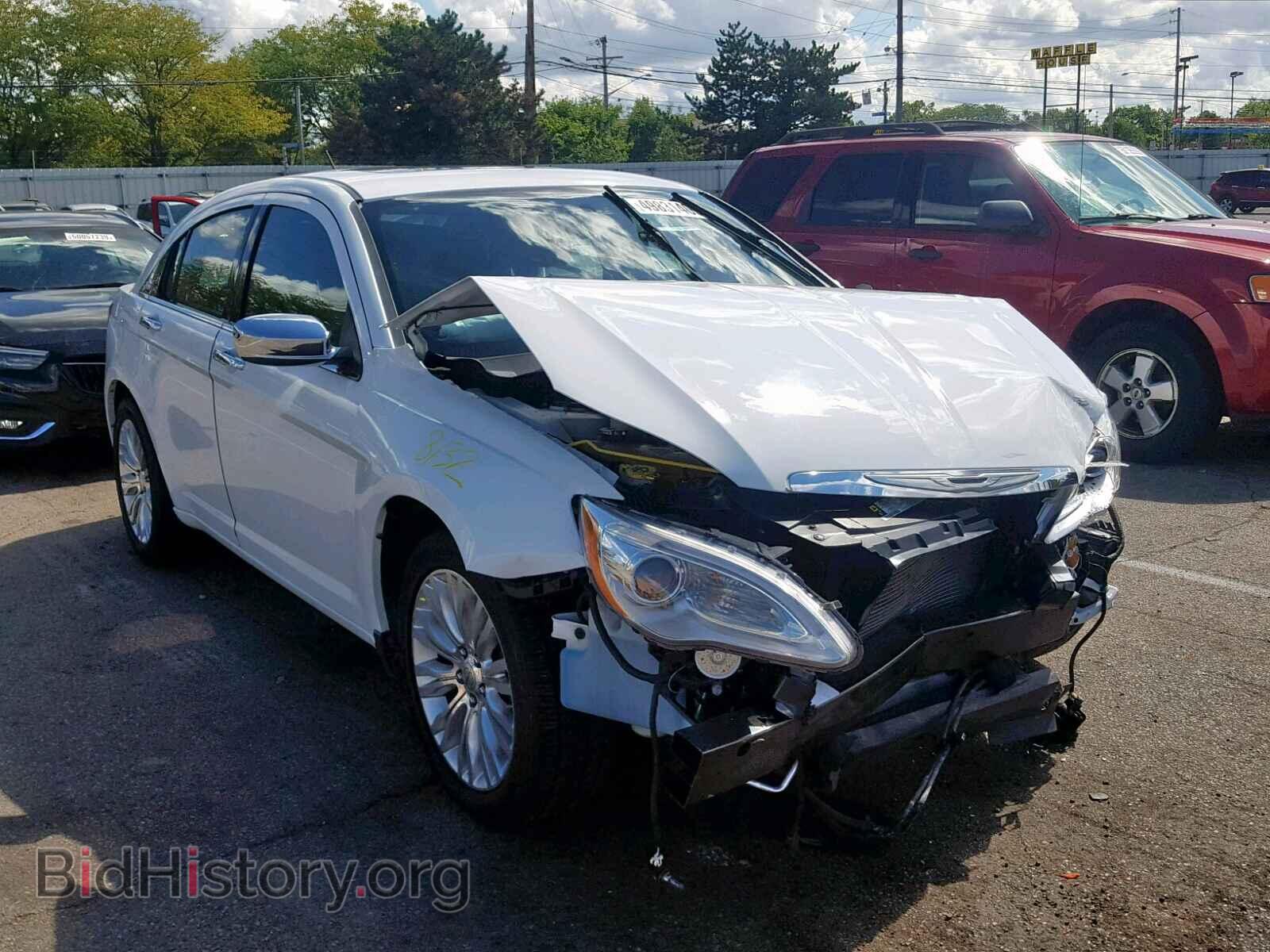 Фотография 1C3BC2FG8BN579944 - CHRYSLER 200 2011