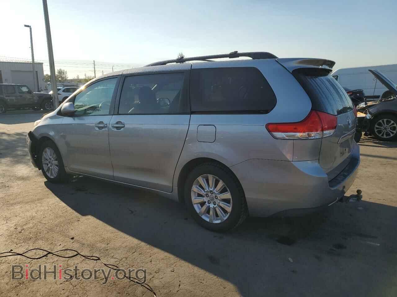 2011 TOYOTA All Models - VIN: 5TDDK3DC8BS020742 - Photo 2