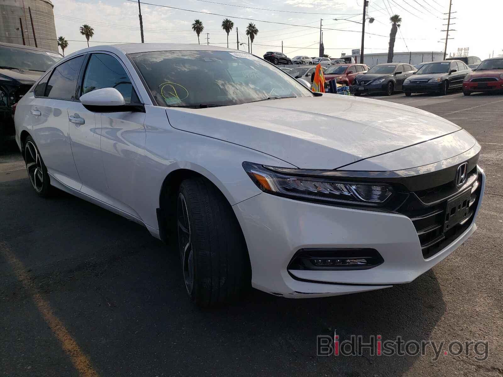 Фотография 1HGCV1F33KA071665 - HONDA ACCORD 2019