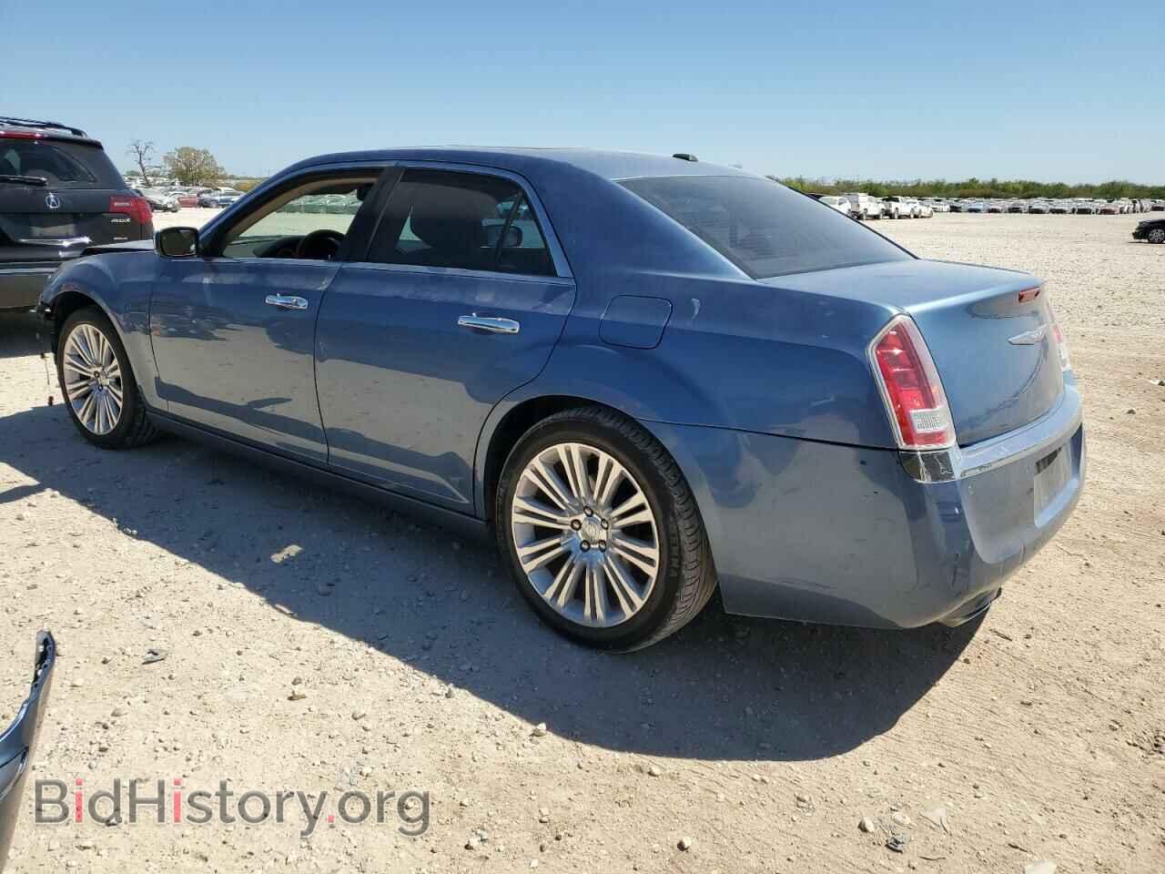 2011 CHRYSLER 300 - VIN: 2C3CA5CG6BH547356 - Фото 2