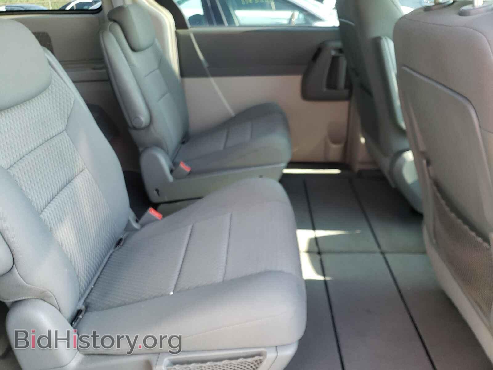2009 CHRYSLER MINIVAN - VIN: 2A8HR54149R653001 - Фото 6