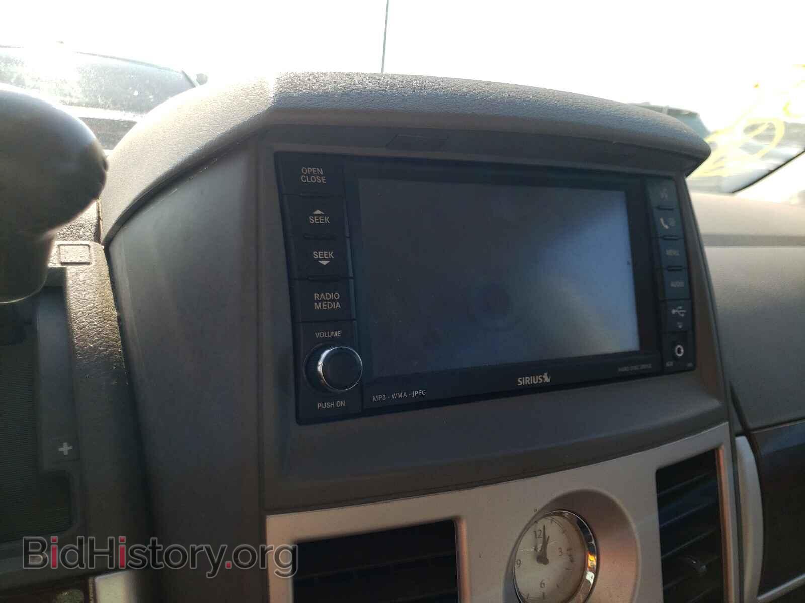 2009 CHRYSLER MINIVAN - VIN: 2A8HR54149R653001 - Фото 9