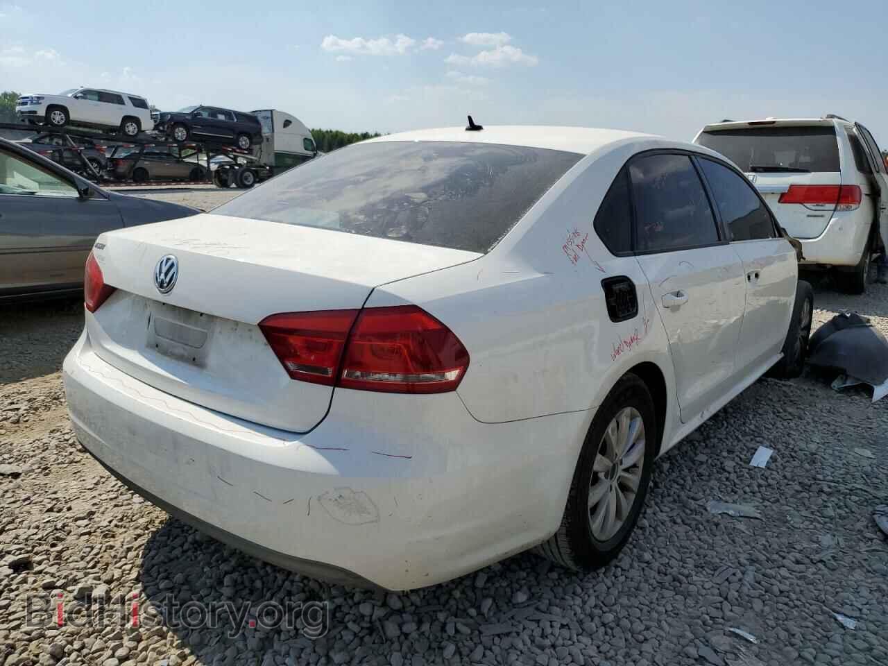 2013 VOLKSWAGEN PASSAT - VIN: 1VWAH7A34DC044891 - Фото 4