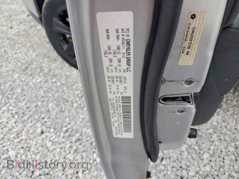 2014 Jeep COMPASS (VIN 1C4NJDEB1ED621896) — photo 13 of 15