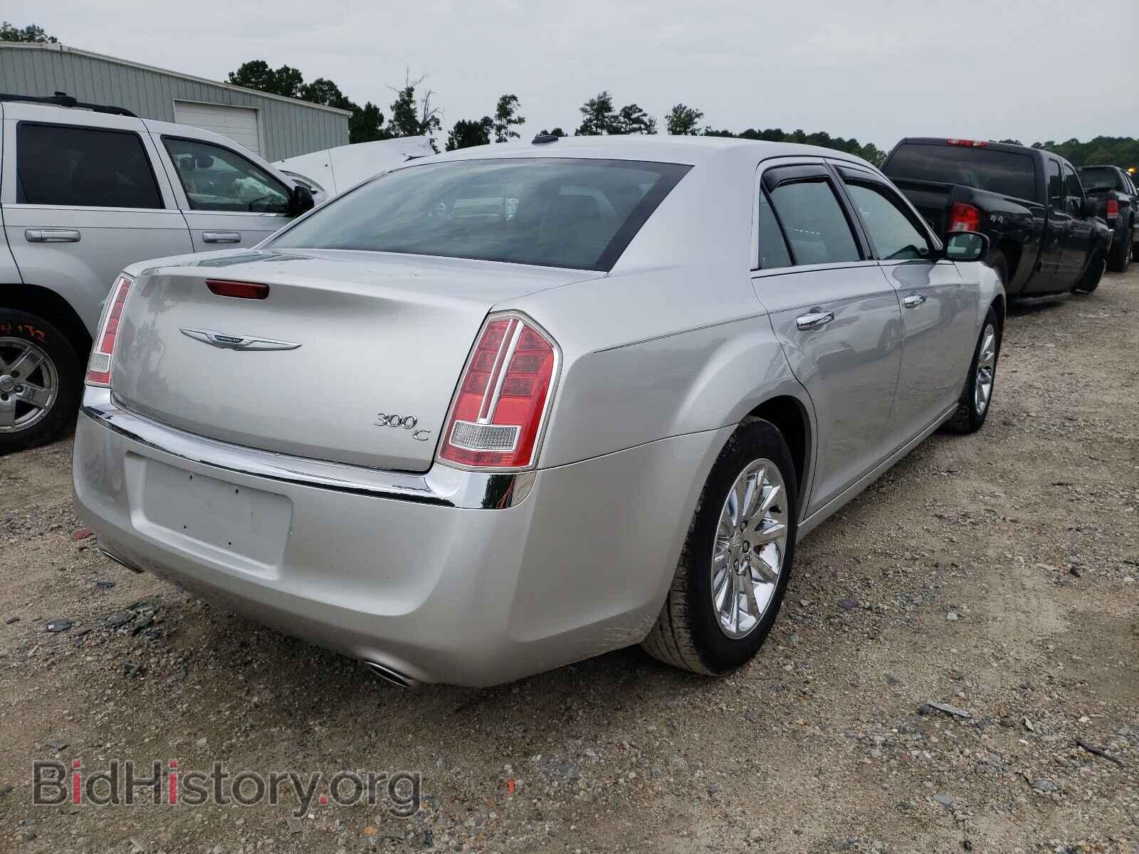 2012 CHRYSLER 300 - VIN: 2C3CCAET9CH268059 - Фото 4
