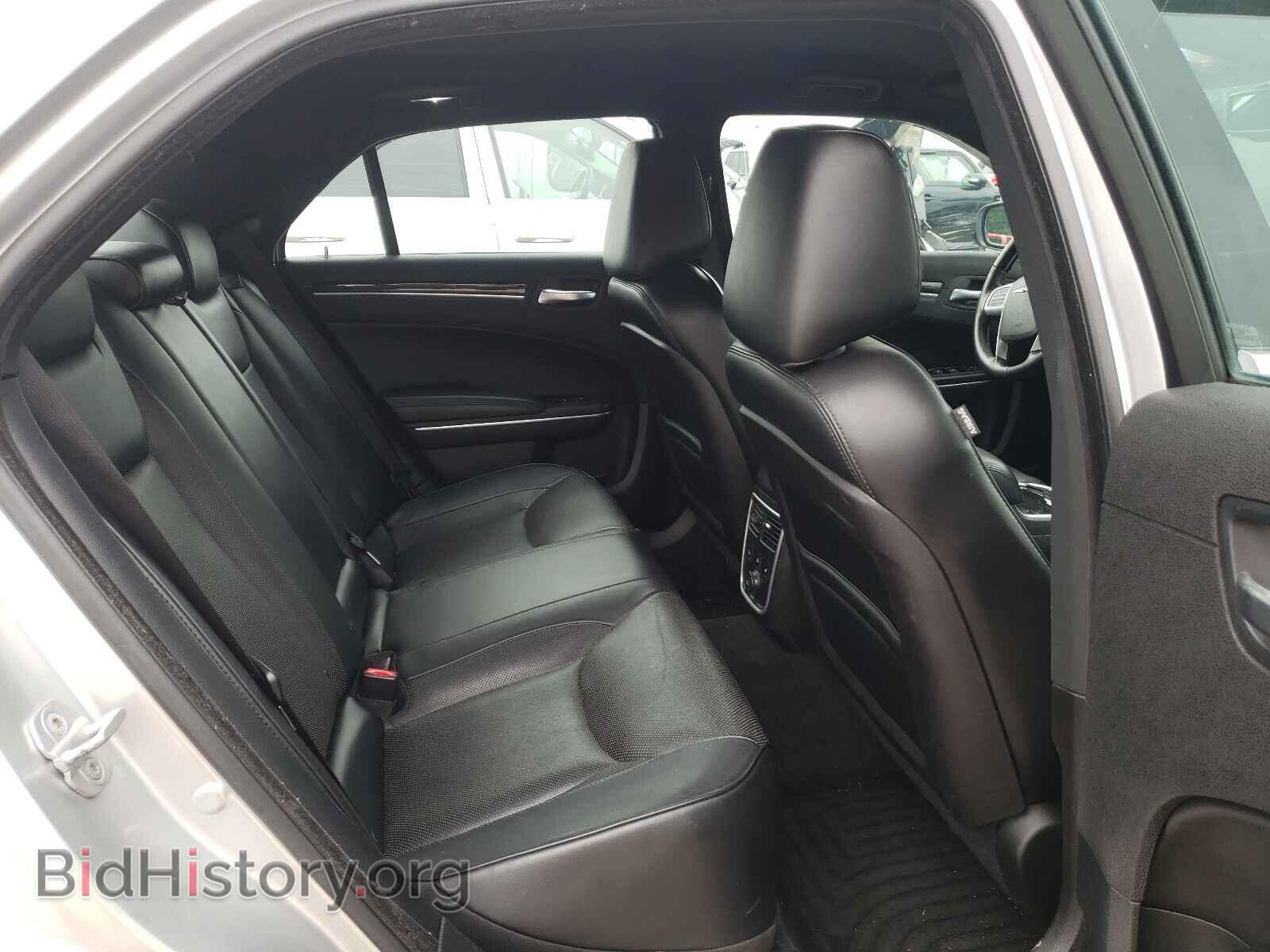 2012 CHRYSLER 300 - VIN: 2C3CCAET9CH268059 - Фото 6