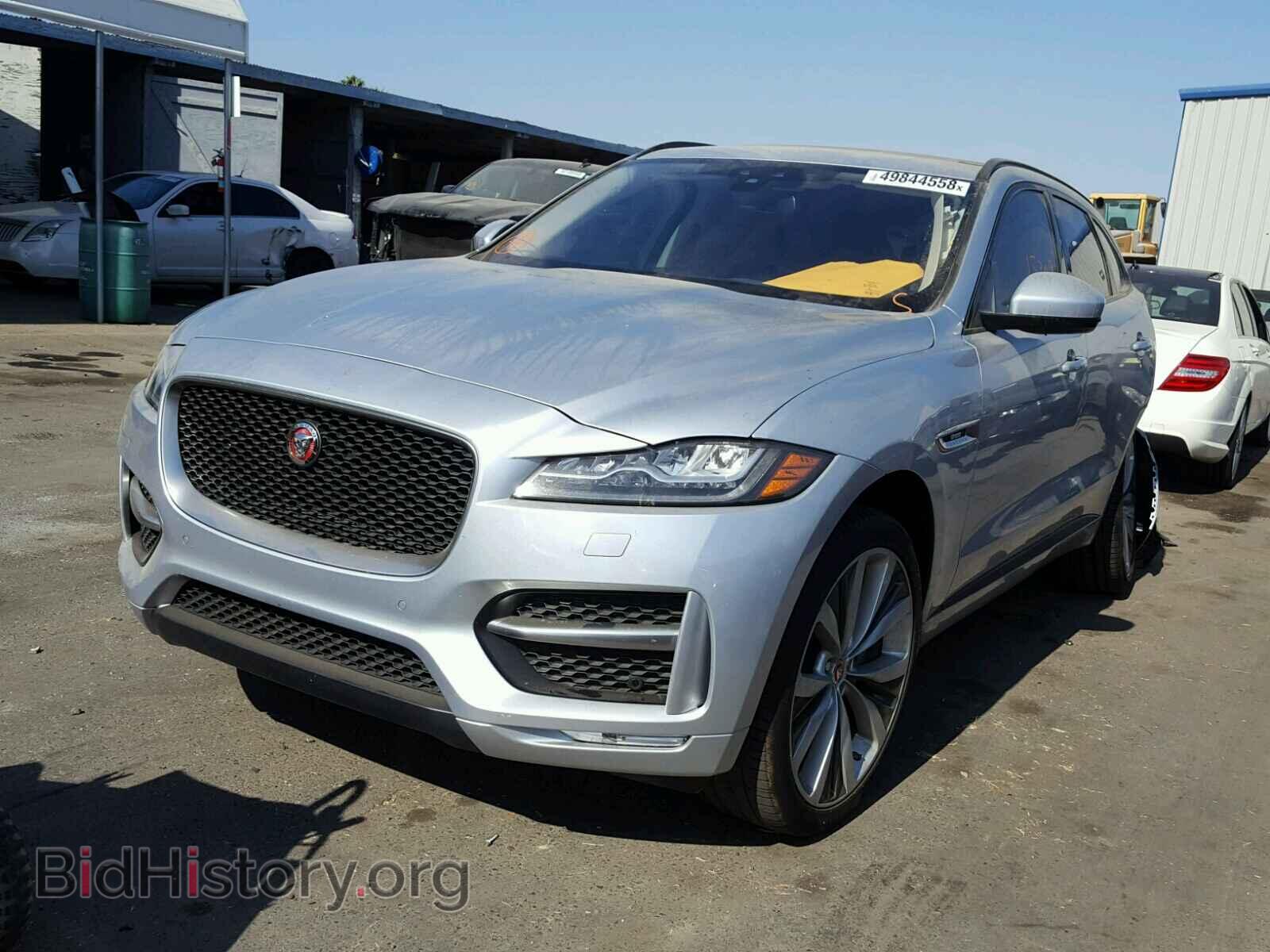 2017 JAGUAR F-PACE R - - VIN: SADCL2BVXHA071144 - Фото 2