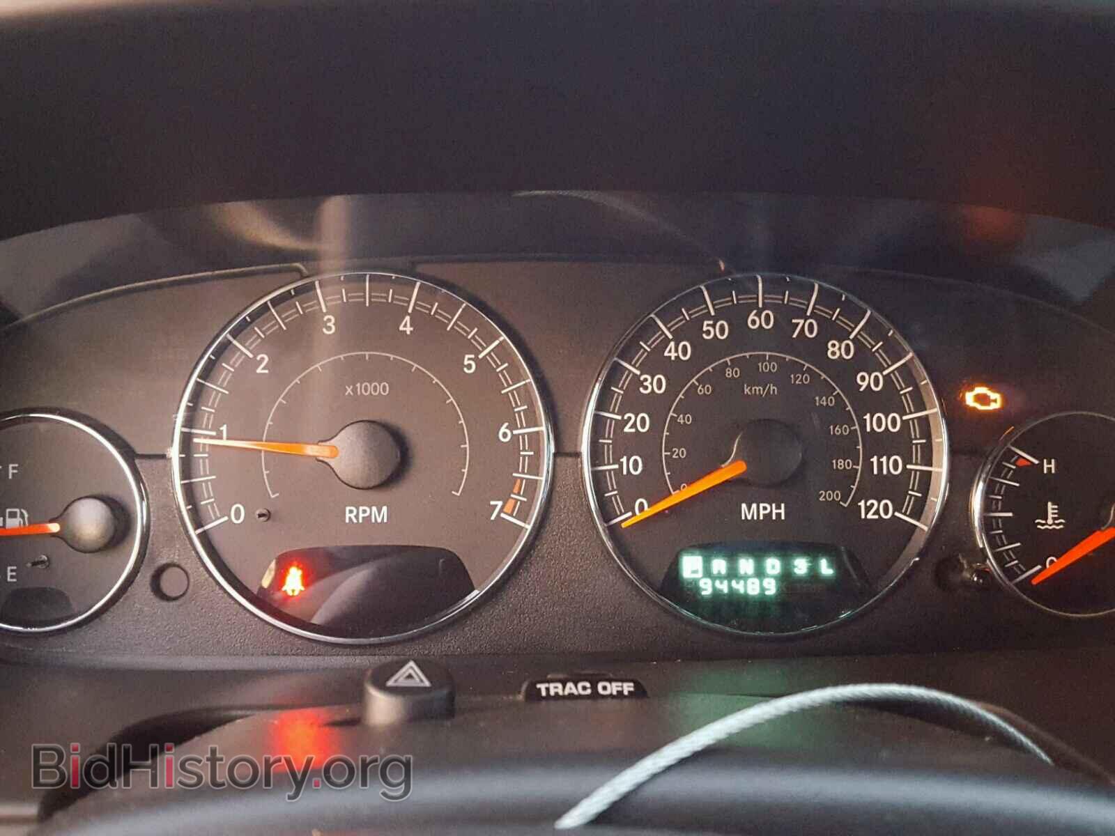 2004 CHRYSLER SEBRING - VIN: 1C3EL55R34N253053 - Фото 8