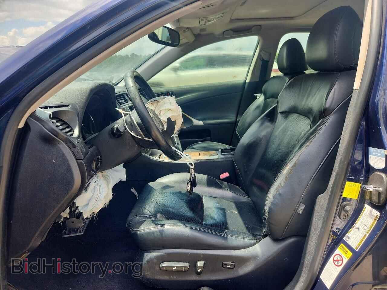 2011 LEXUS IS - VIN: JTHBF5C21B5146994 - Photo 7