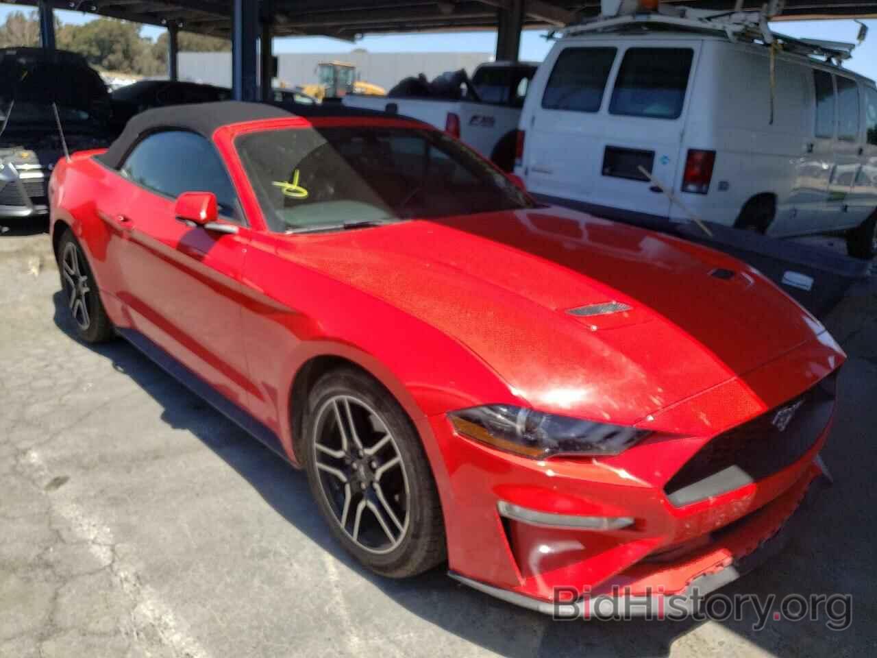 Photo 1FATP8UH4L5125345 - FORD MUSTANG 2020