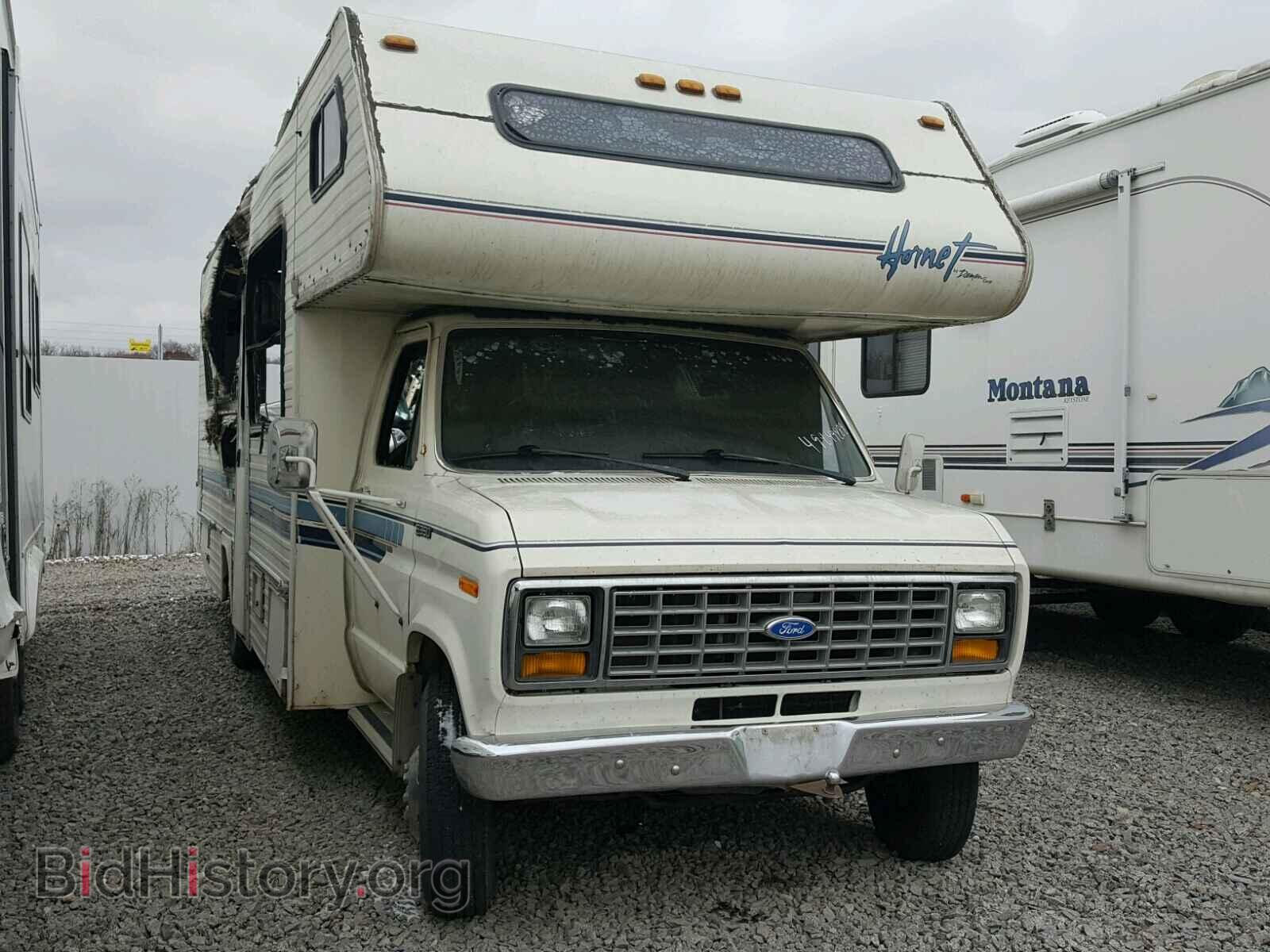 Photo  - FORD ECONOLINE 2000