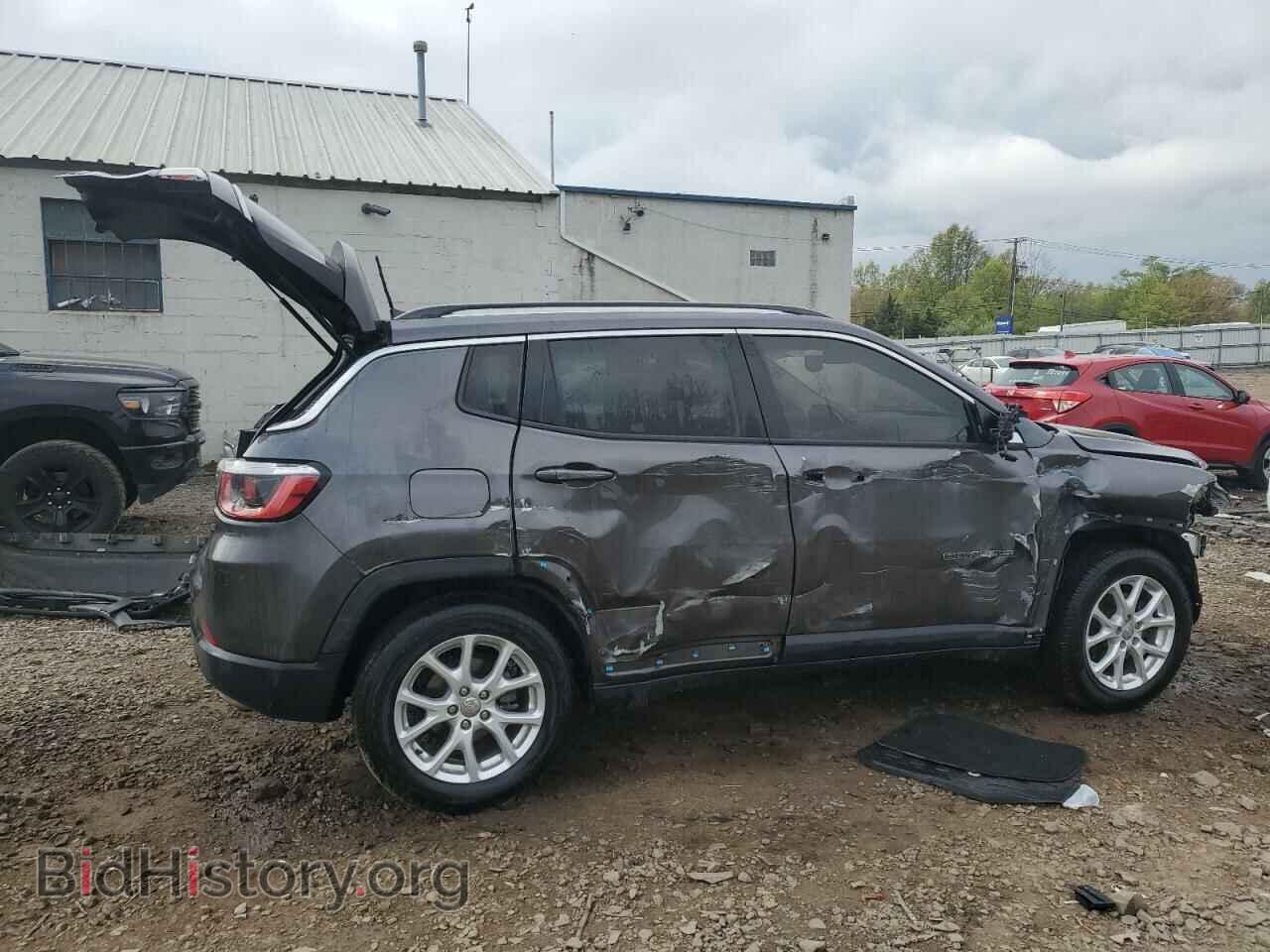 2019 JEEP COMPASS - VIN: 3C4NJCCB3KT667216 - Фото 3